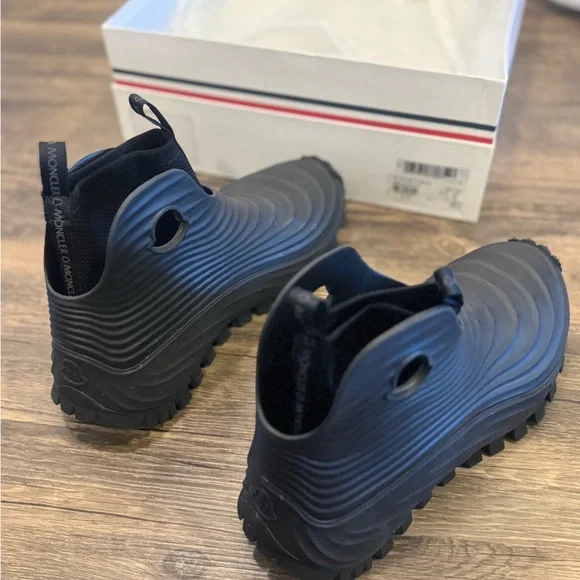 Moncler Aqua High Boots size 43 - Picture 2 of 9